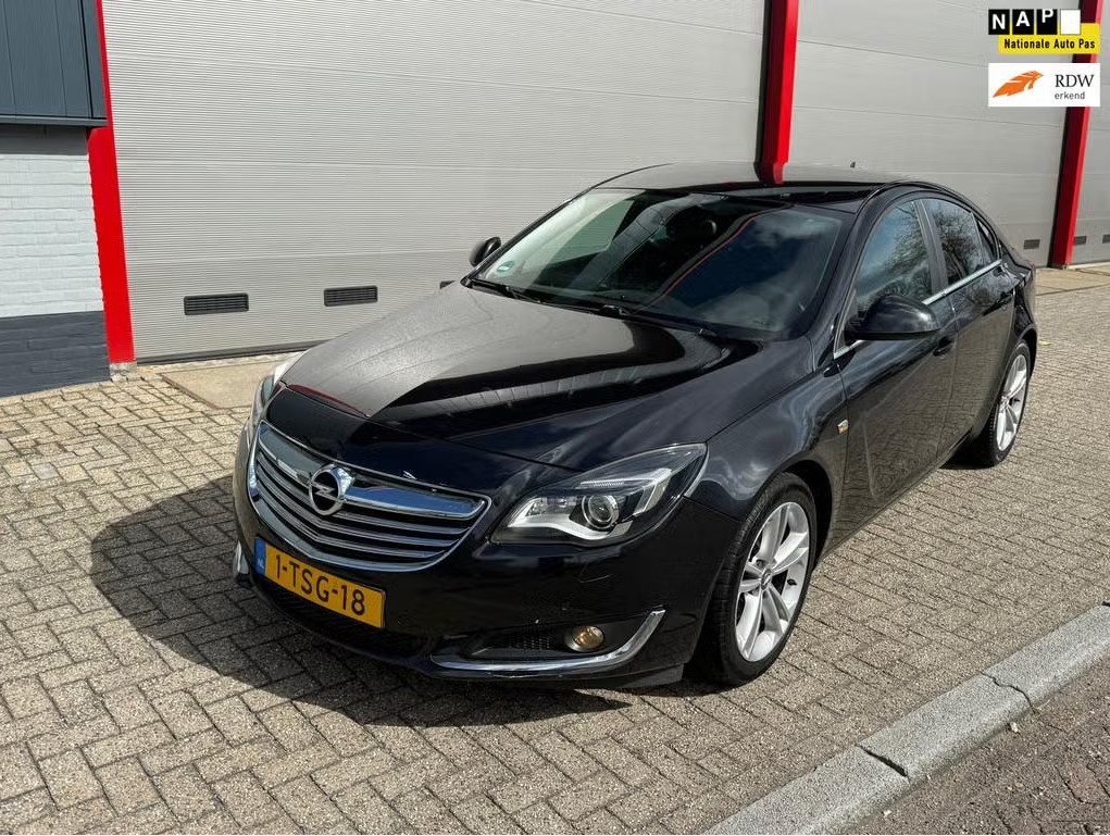 Opel Insignia 2.0 CDTI EcoFLEX Business+ — te koop