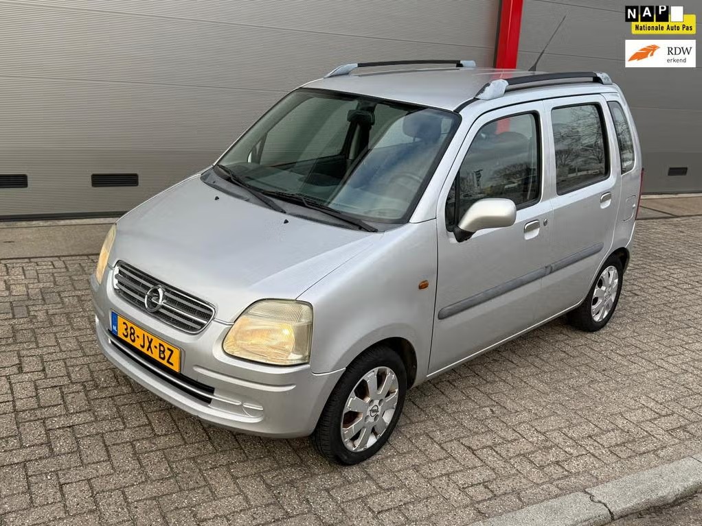 Opel Agila 1.2-16V Star Edition — te koop